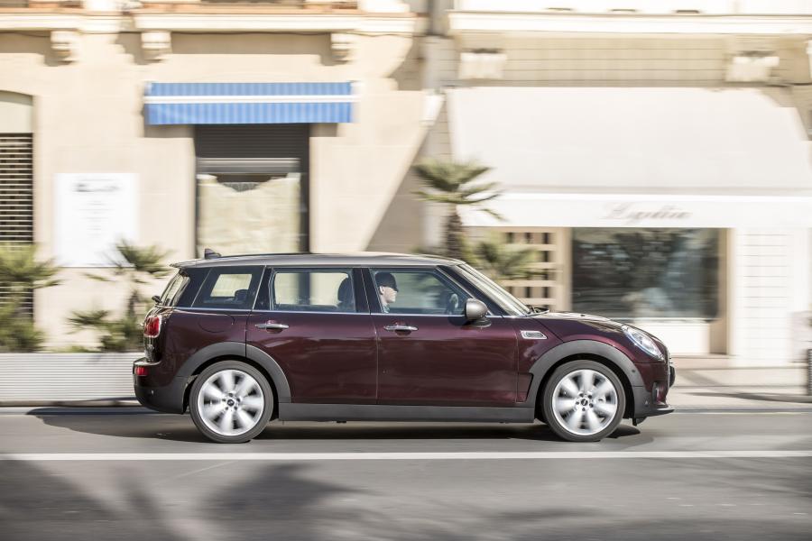  Mini Cooper D Clubman 2015 года  (UK) (фото 74 из 127)